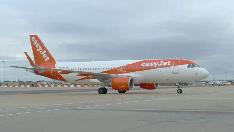easyJet